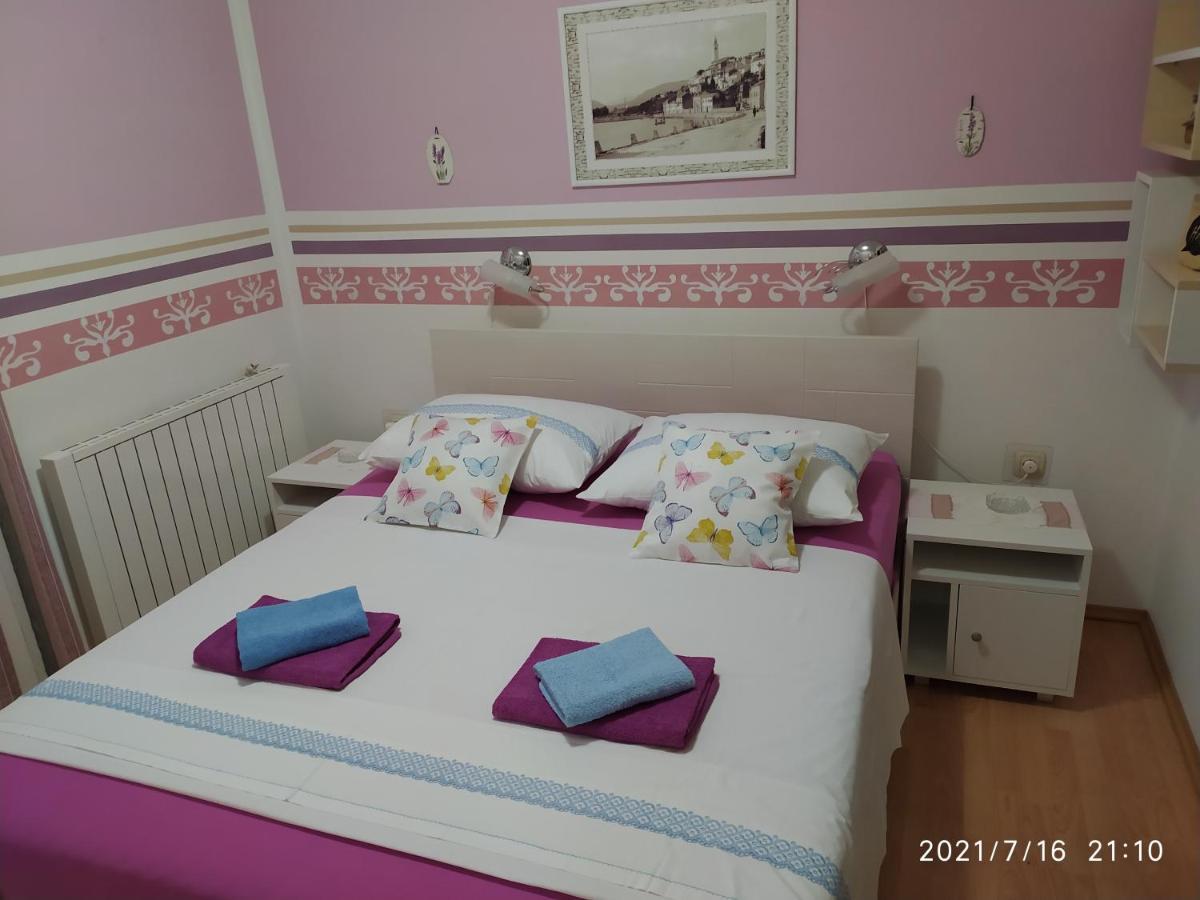 Apartment Sara Novi Vinodolski Esterno foto